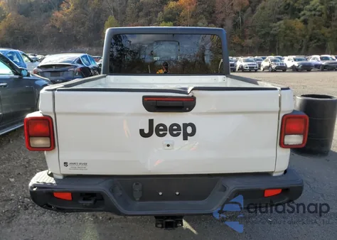 2022 Jeep Gladiator Sport z USA, uszkodzony, nr VIN 1C6HJTAG3NL163736